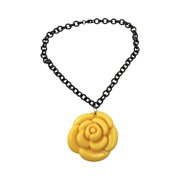 VTG Yellow Molded Rose Pendant Necklace 16” Black Chain Cottagecore Bold - Picture 5 of 14